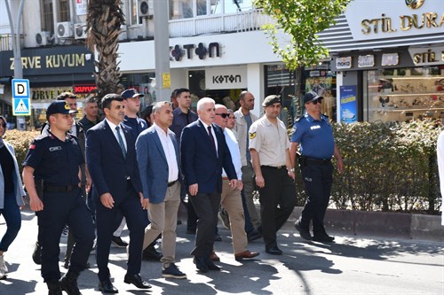 Aile Günü Yürüyüşü - Gençlik Haftası Yürüyüşü Kaymakamımız Adil KARATAŞ, 15 Mayıs Uluslararası Aile Günü...