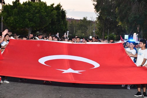 15 Temmuz Demokrasi ve Milli Birlik Günü Etkinlikleri Kapsamında İlçemiz Cumhuriyet Meydanında Vatandaşlarımızın Katılımıyla...